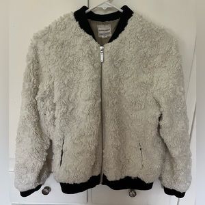 Melrose and Market white wool/ faux fur Jacket